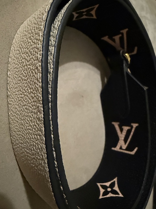 Louis Vuitton Empreinte bicolor monogram bandouliere leather shoulder strap - Picture 9 of 12